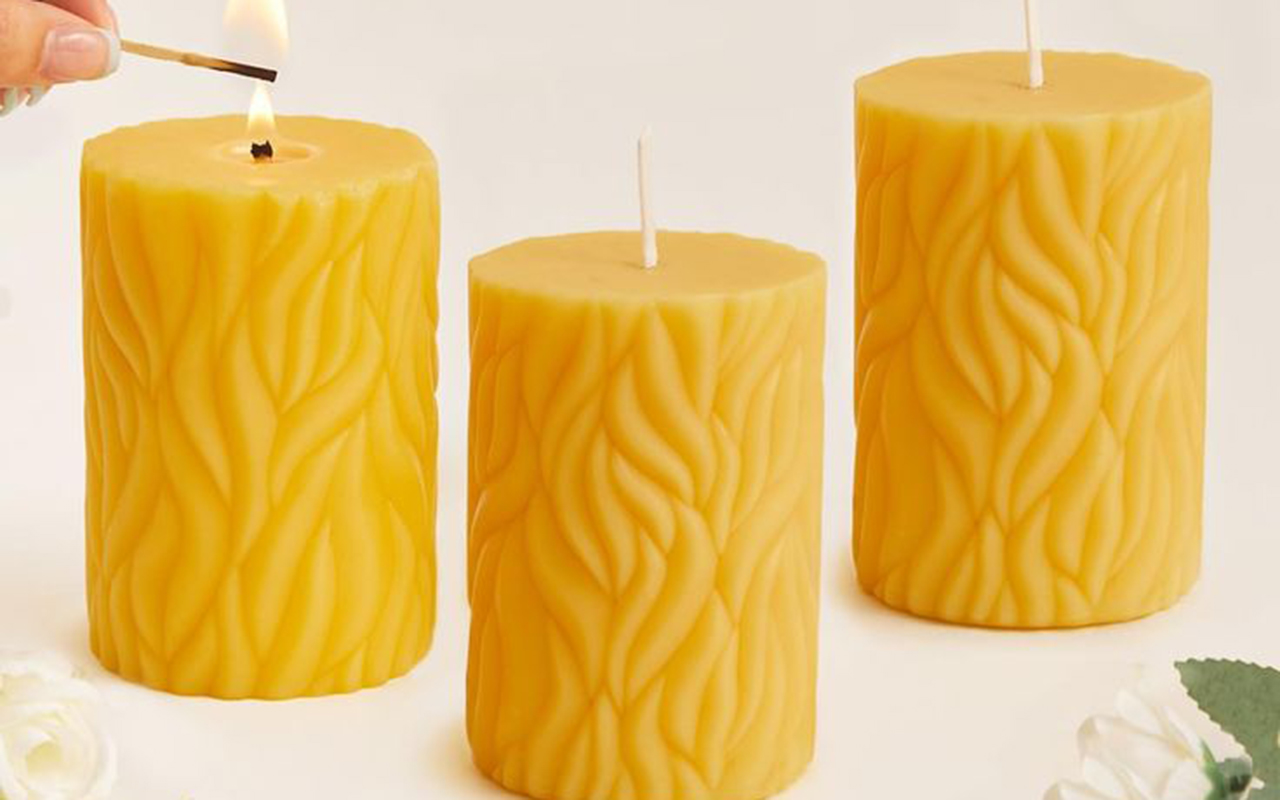 Beeswax candle